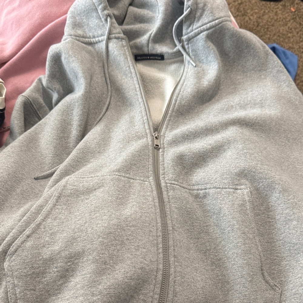 Brandy Melville Zip Up